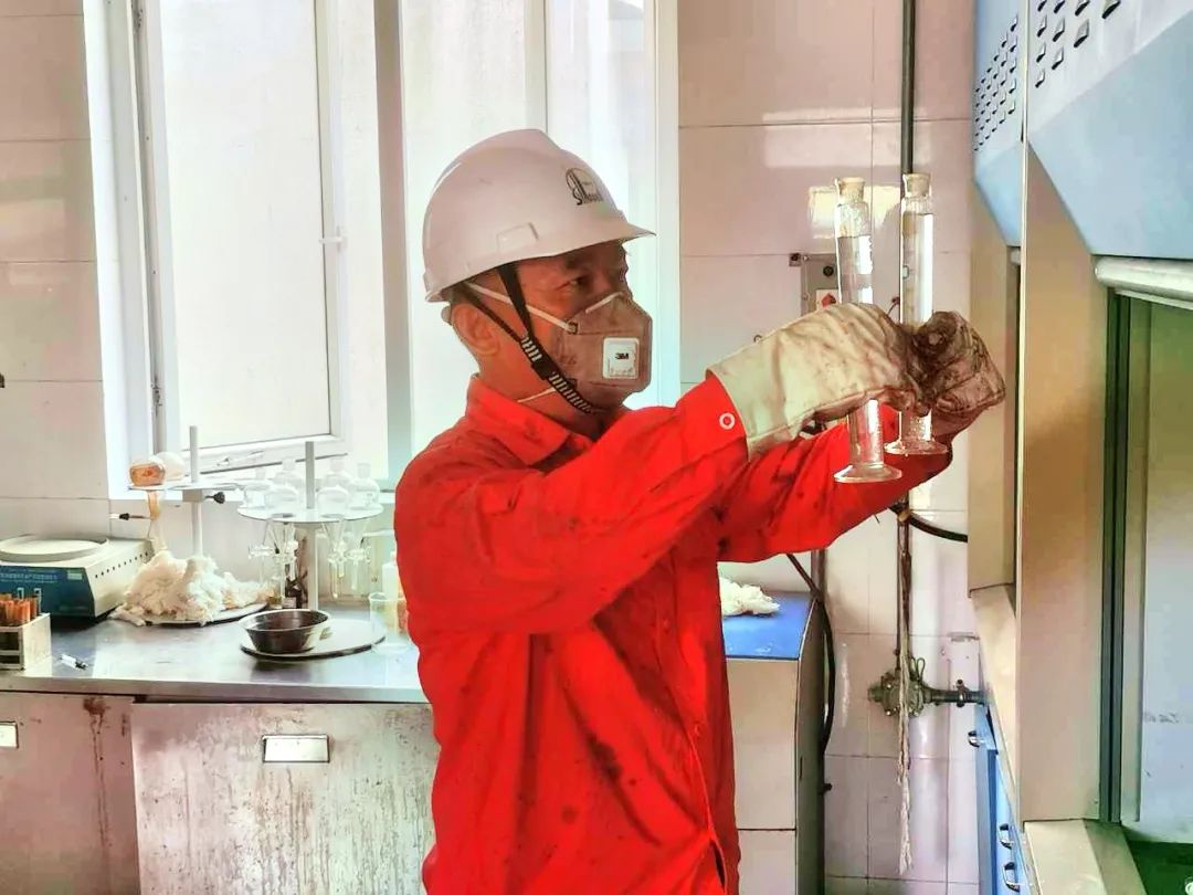 超长待机，魔幻40天，看着看着就忍不住……