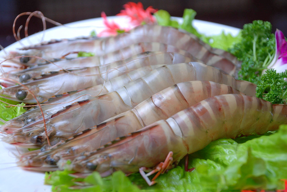 大虾放冰箱正确的冷冻方法,做好的大虾怎么放冰箱保存