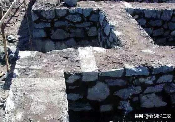 农村自建房毛石基础做法,农村自建房毛石基础施工过程