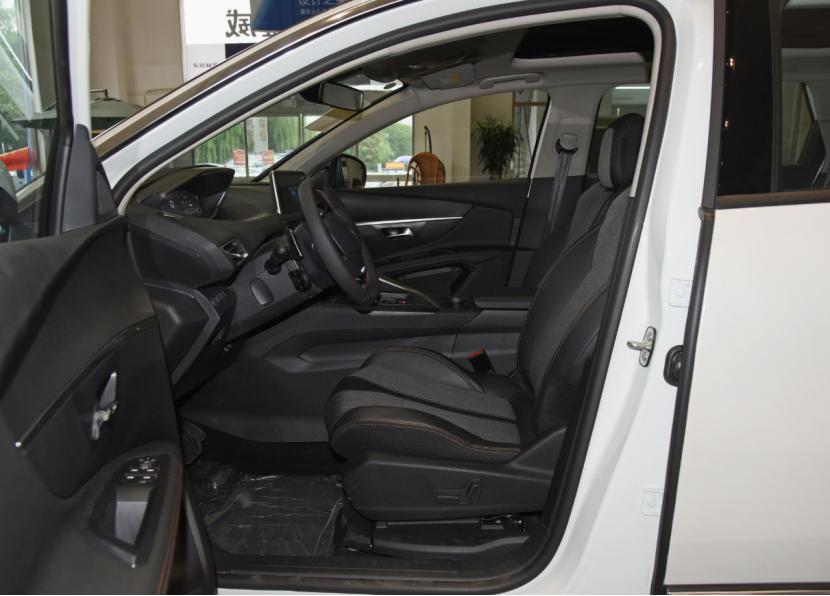 标致50081.8T油耗,标致5008指导价20.97万值得买吗