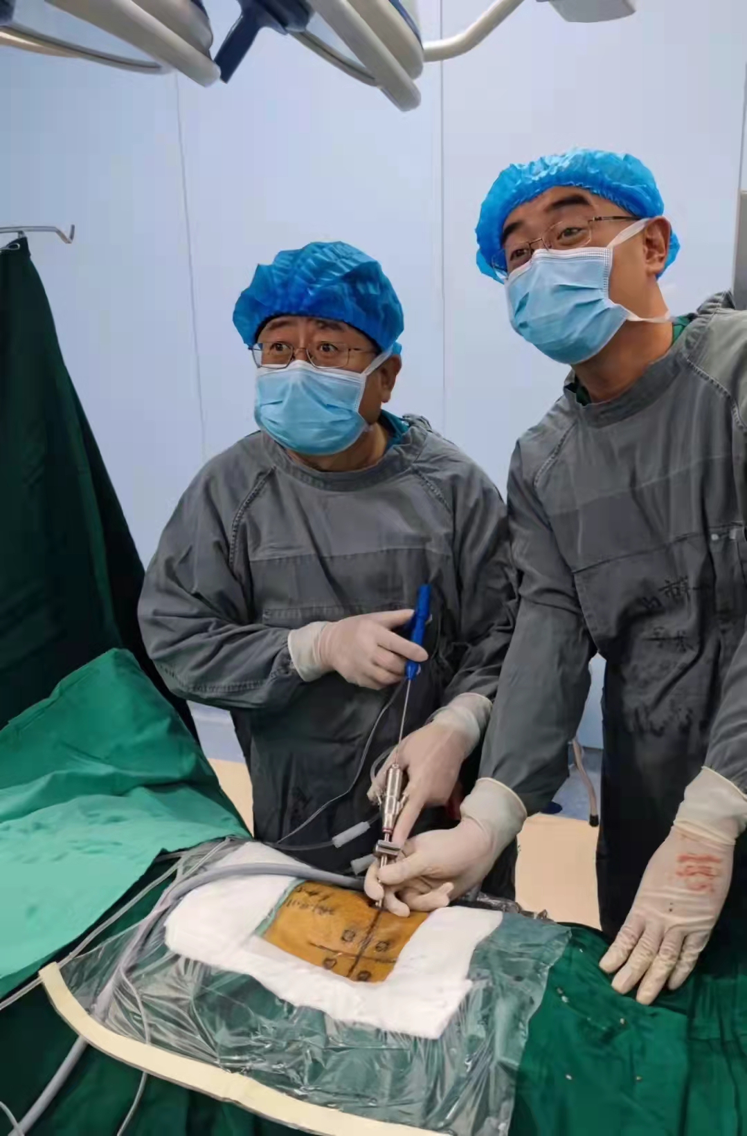 脊柱科怎么治疗腰间盘突出,腰椎间盘突出秦皇岛哪家好