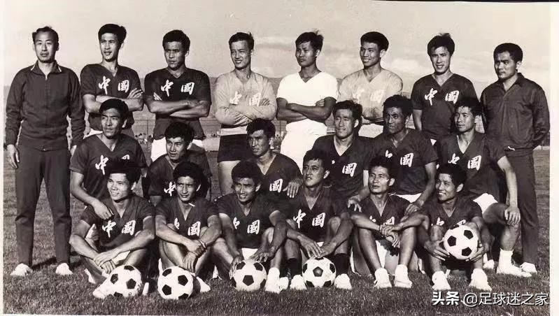 历史上被称为球王的人,被球迷们称为球王的是哪位球星