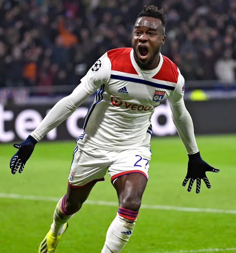 里昂三比一曼城,里昂淘汰曼城晋级四强