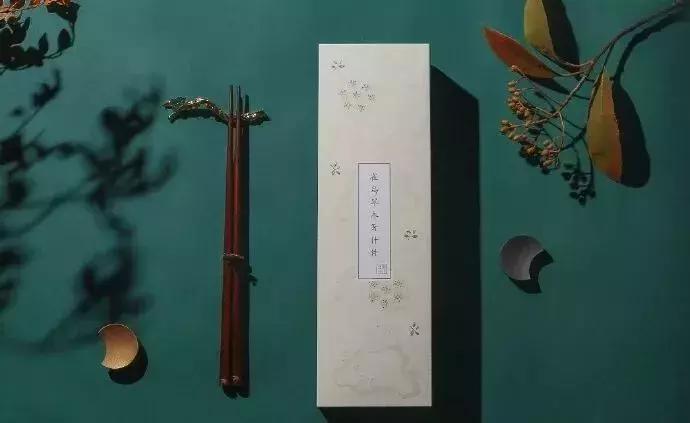 百雀羚联名故宫,百雀羚上新了故宫联名