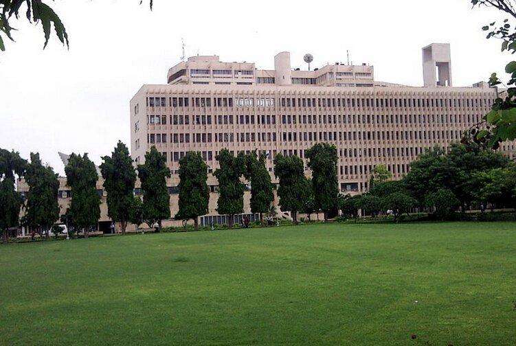 印度理工学院出过诺贝尔奖吗,印度理工大学第一名