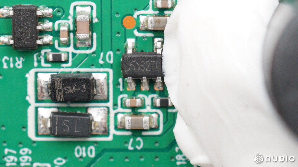 拆解报告jbl,jblQ3蓝牙音箱拆解