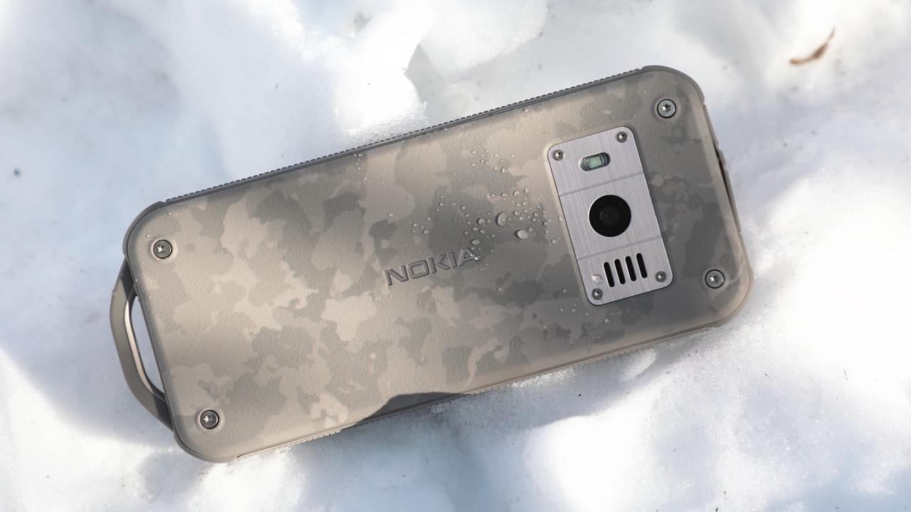 诺基亚三防手机nokia800测评,诺基亚800三防最新消息