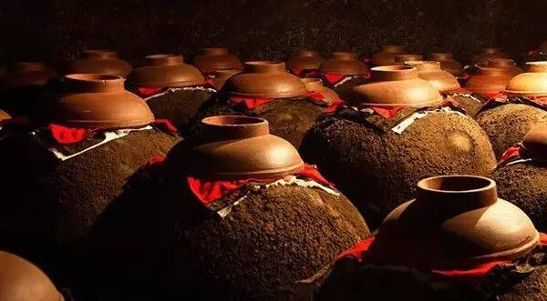 既是调料，更是佳酿，还可入药：品味黄酒九千年历史的陈香余韵