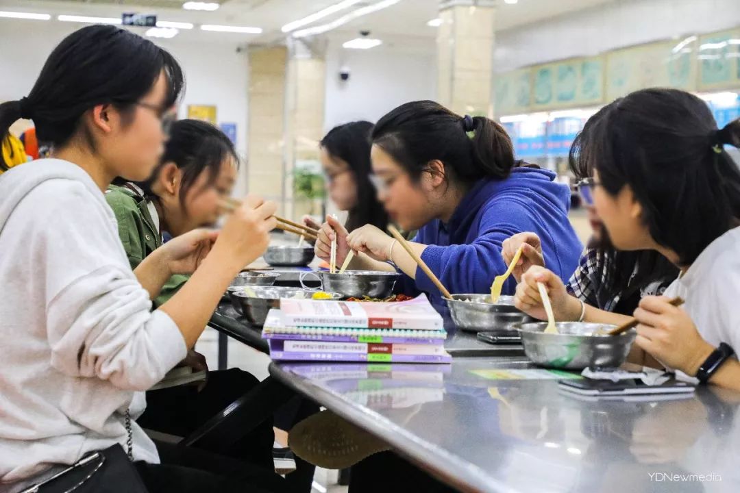 不去吃湖经食堂，一定后悔