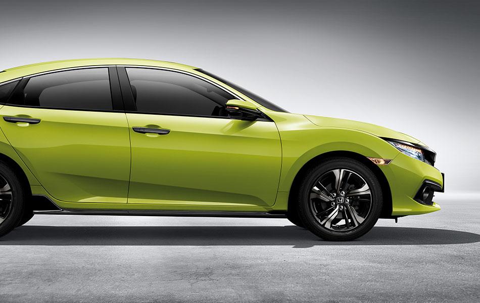 思域怎么样值得买吗,二厢思域比三厢好在哪里