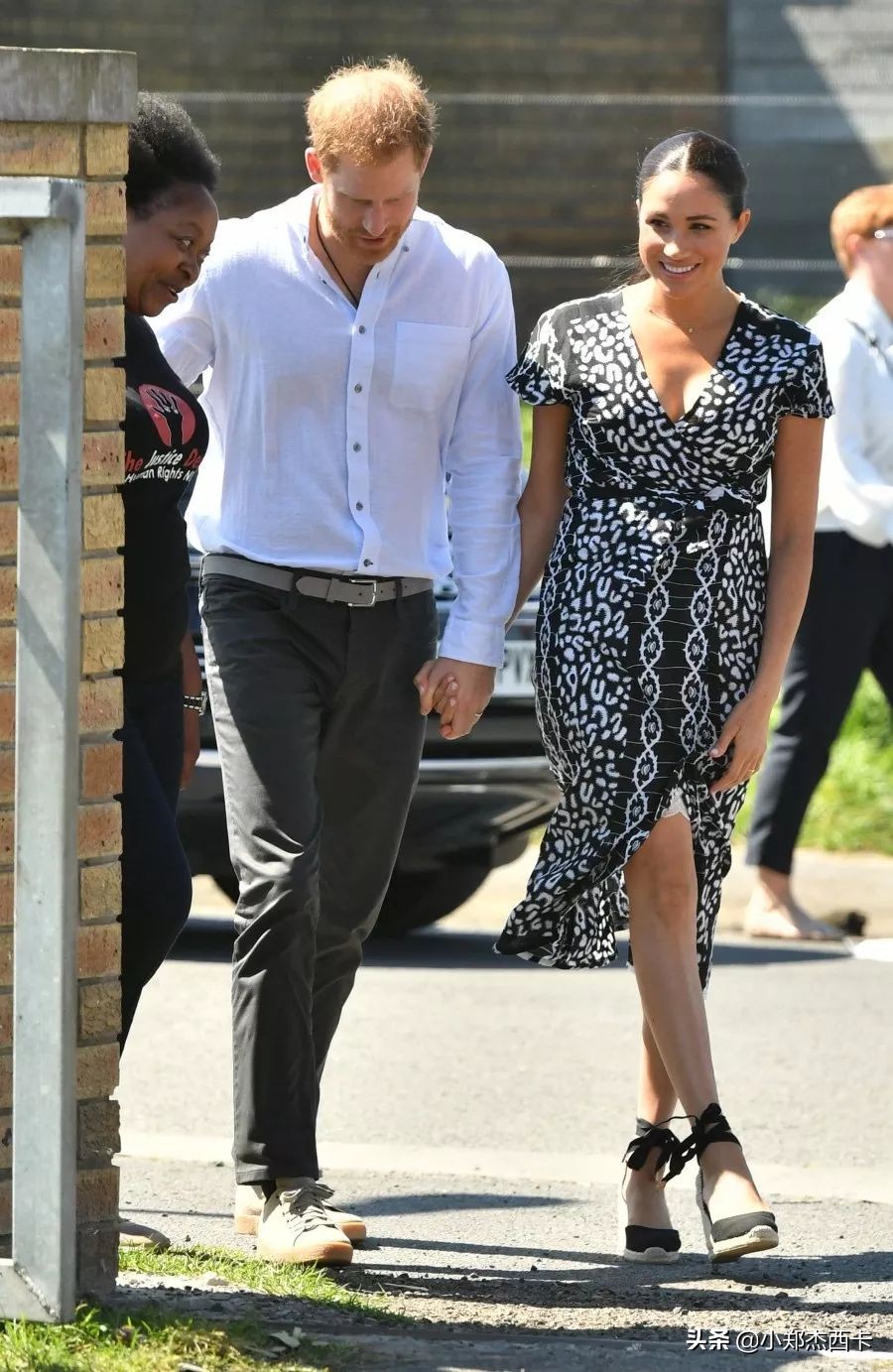 咦，梅根的大钻戒怎么不见了？|郑尔摩斯周报