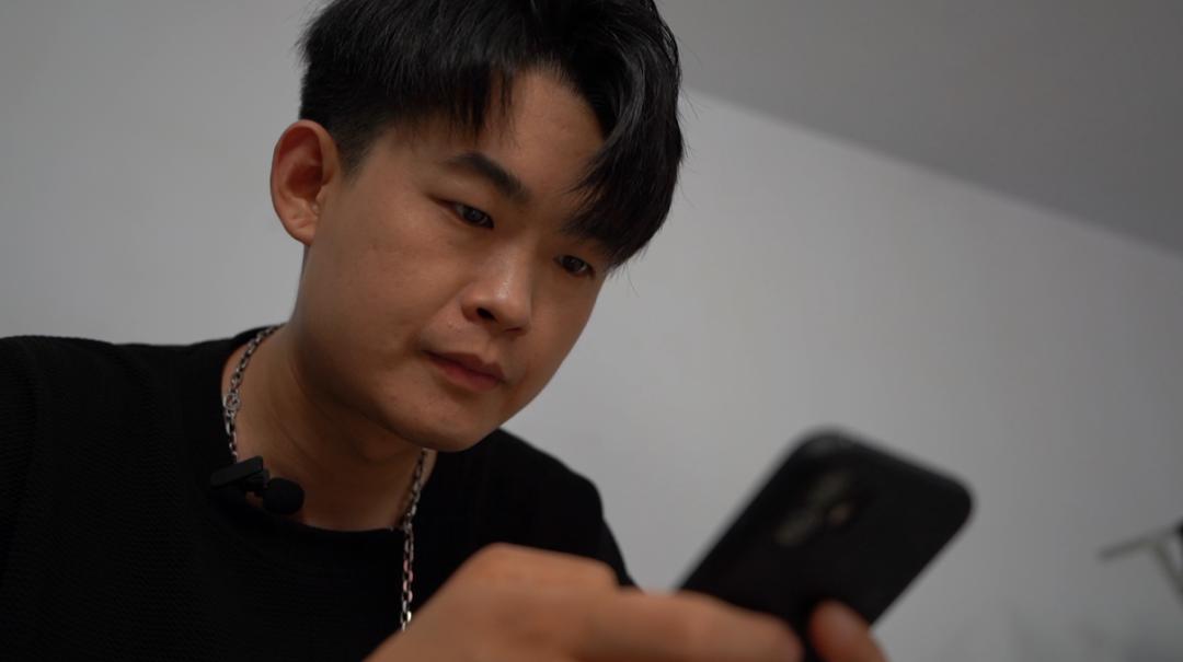 石家庄小伙用腹语拍段子年入千万,石家庄腹语小哥