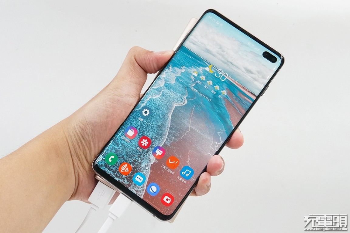 三星无线充电宝u1200,三星官方移动电源测评