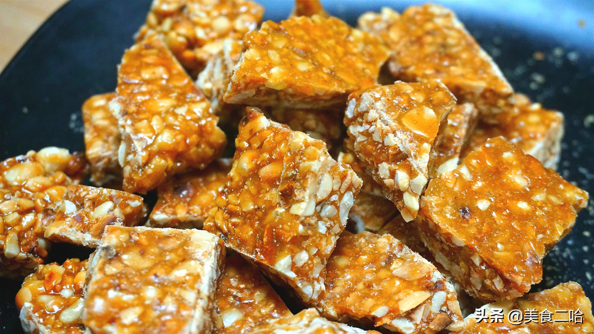 过年吃的手工花生糖,春节必备零食糖