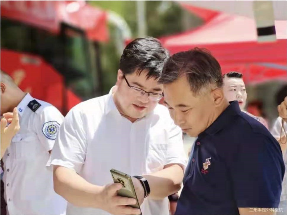 我为群众办实事爱心驿站在行动,我为群众办实事帮助残疾人新闻稿