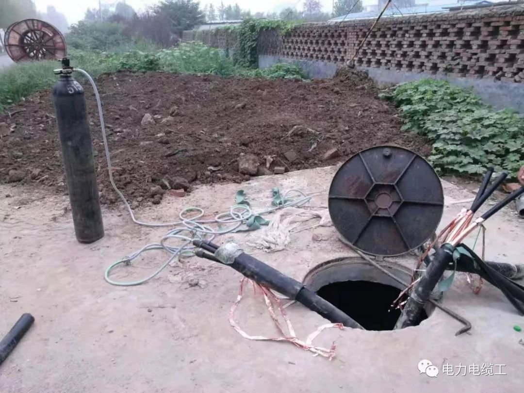 高压电缆受潮或进水处理方法,电缆内芯进水发霉如何处理