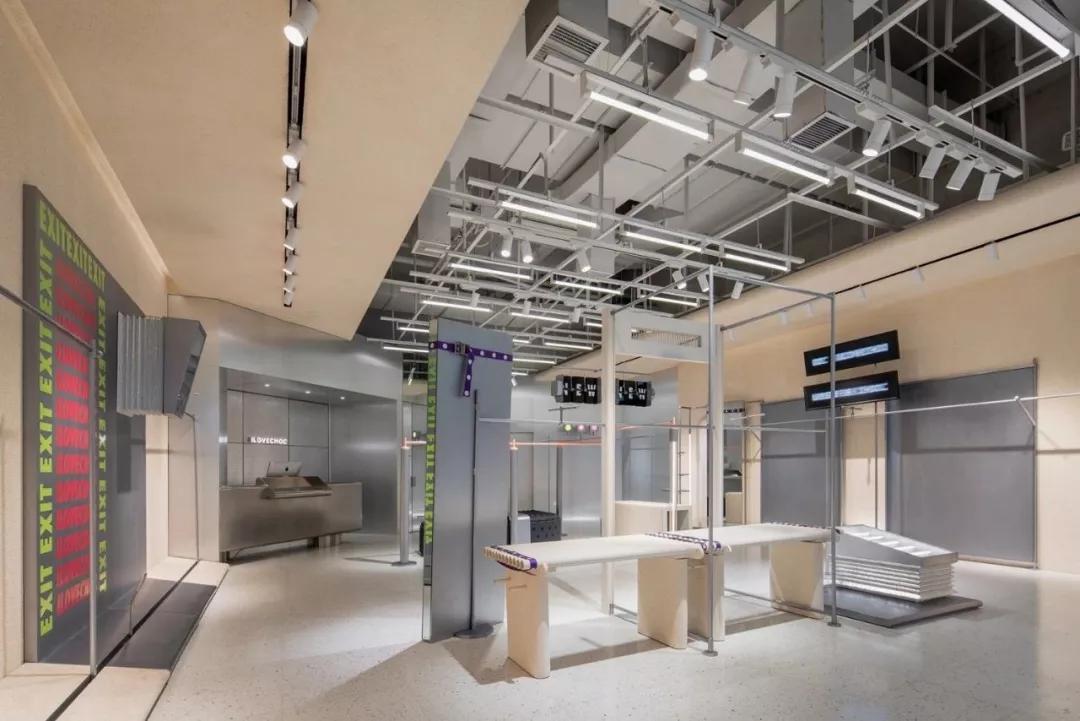 简单干净高雅高级感服装店设计,服装店怎么设计大气好看