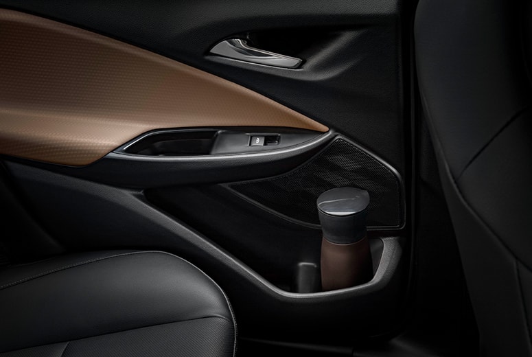 雪佛兰科沃兹新款是几缸,新款雪佛兰科沃兹是三缸还是四缸