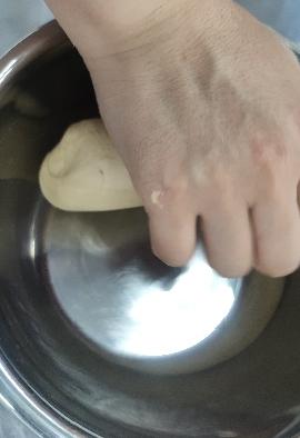 用面粉做馒头怎么做松软,简单面粉做馒头做法