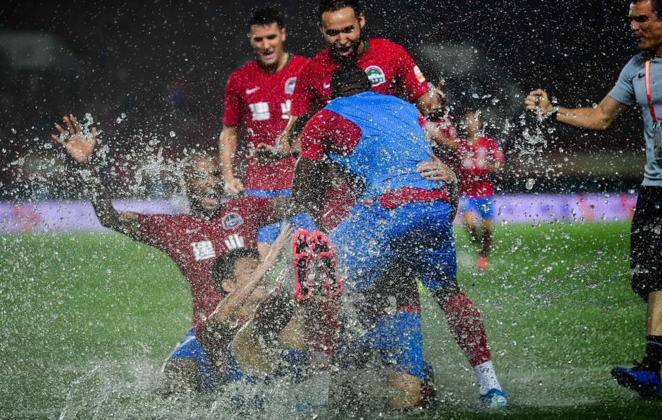 建业对阵人和,建业对战华夏