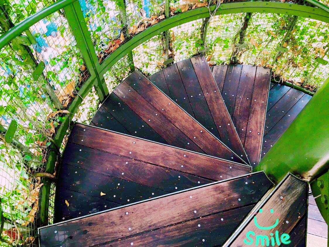 宫崎骏建筑漫画手绘场景,宫崎骏美术馆视频大全