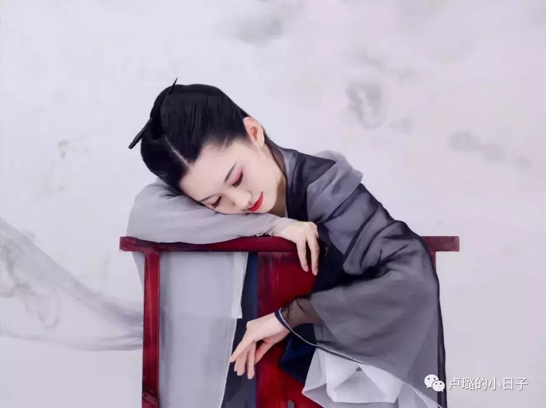 化妆包外出随身携带不透明,出门旅行化妆包推荐