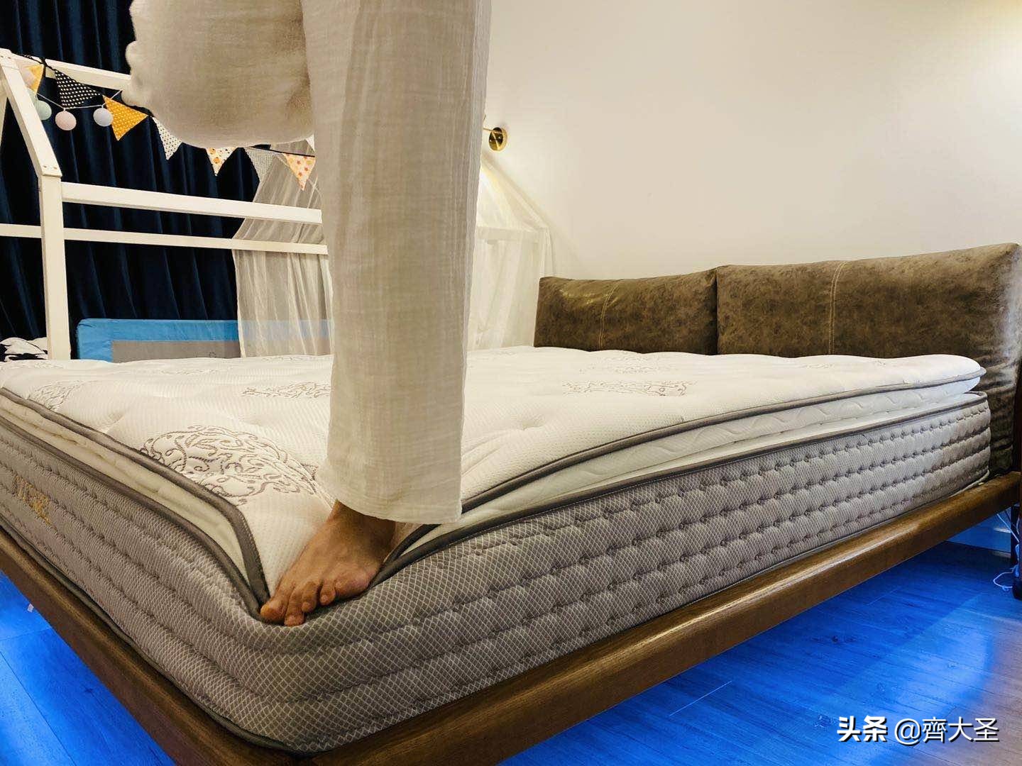 买什么性价比高的床垫,怎么买床垫靠谱性价比又高