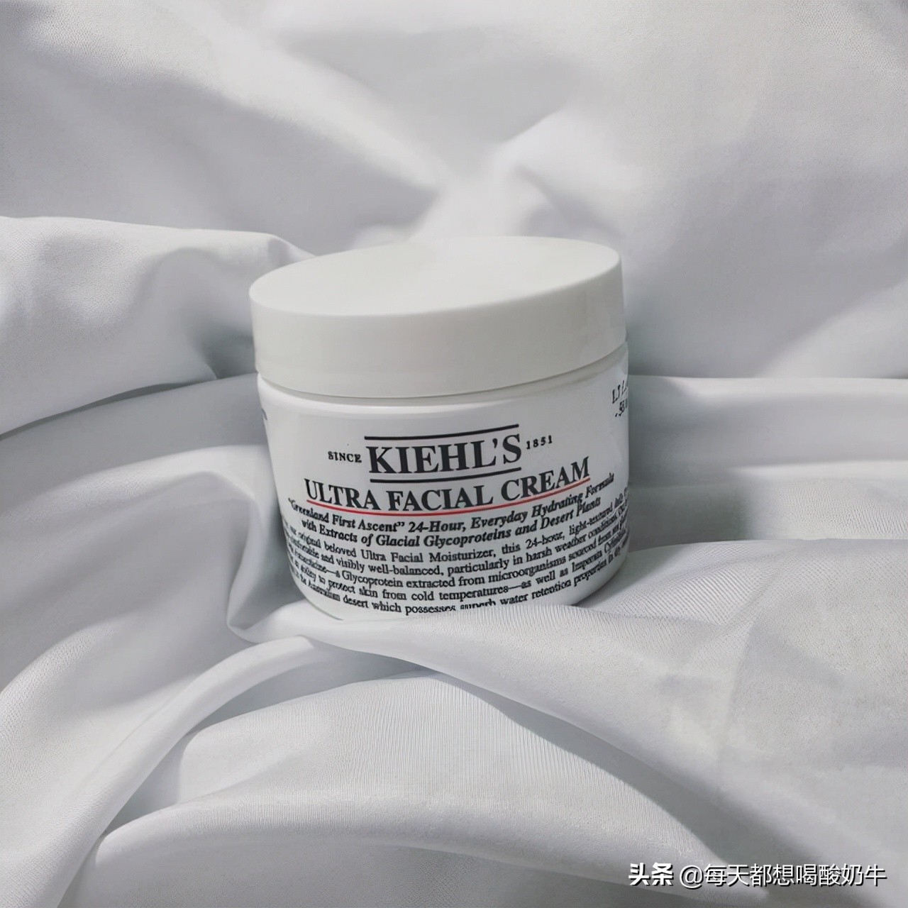 如何改善脸上皮肤特别薄，一直泛红，毛孔粗大，*血丝红**明显？