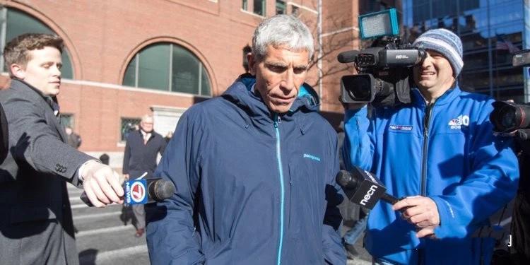 花钱让孩子出国留学值得吗,花巨资送孩子出国留学值得吗