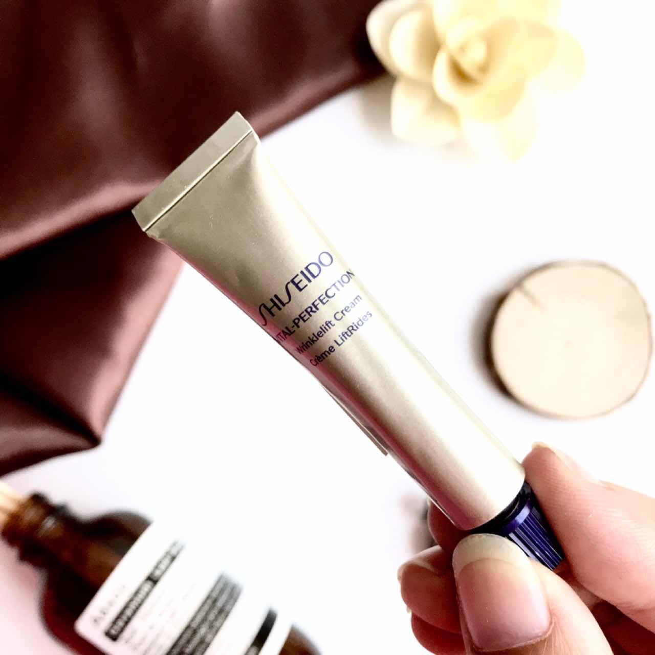 淡化细纹黑眼圈哪款眼霜好用,去黑眼圈淡化细纹好用的眼霜