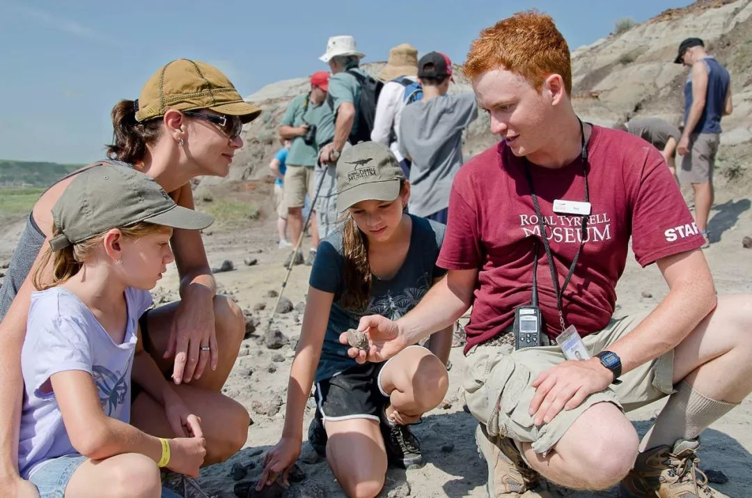 这场Dior杭州时装展，让我梦回2年前的加拿大