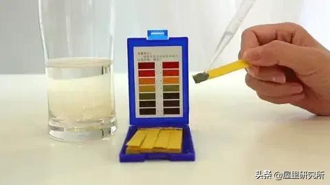 手洗衣物洗衣液,洗衣液手洗衣服能洗干净吗