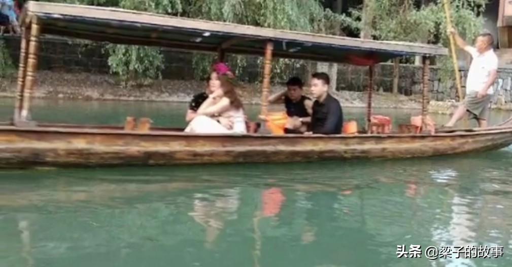 湖南湘西自治州凤凰古城景区,湘西明珠凤凰古城位于哪个省