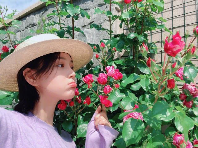 张馨予深夜晒美食照,张馨予晒的美食