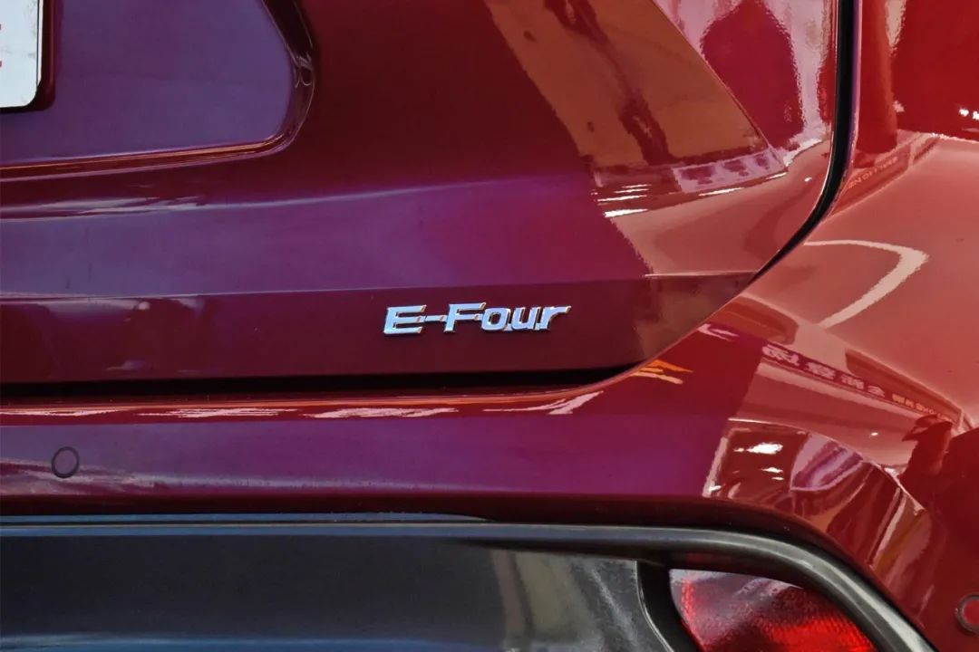 皇冠陆放suv发动机和汉兰达一样么,汉兰达2.5混动评测pk皇冠陆放