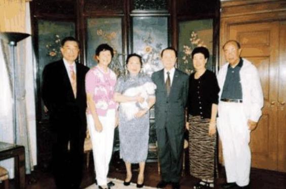 孔祥熙家族的后人,孔祥熙四大家族后代