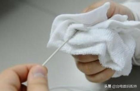 数据线发黄怎么处理能变白,数据线发黄怎么处理