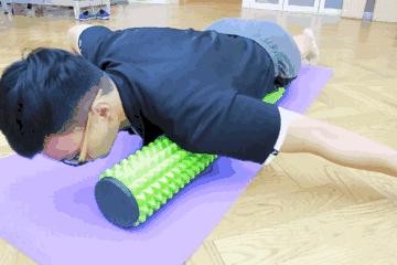 含胸驼背提升气质,含胸驼背气质差怎么办