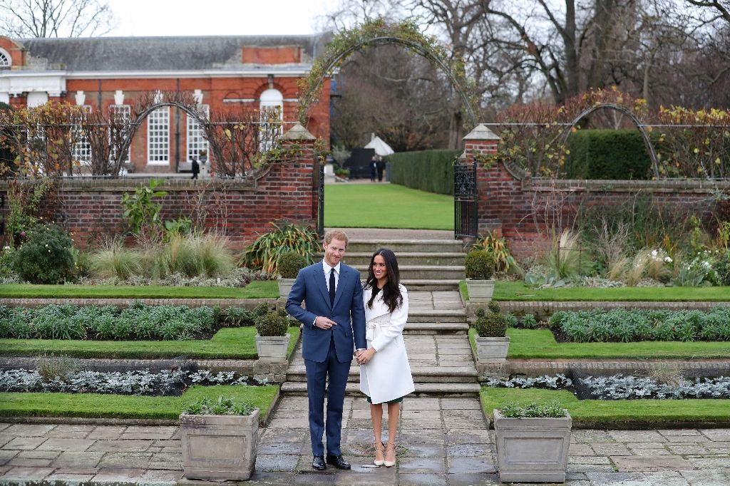 当王室成员打开大门在家里拍照时,我们才终可以一睹他们的豪宅