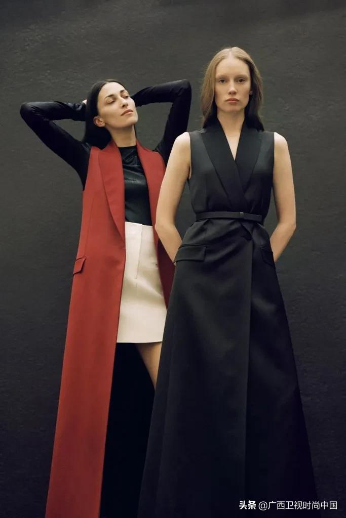 适合年轻人的职场穿搭,职场穿搭尽显干练大气