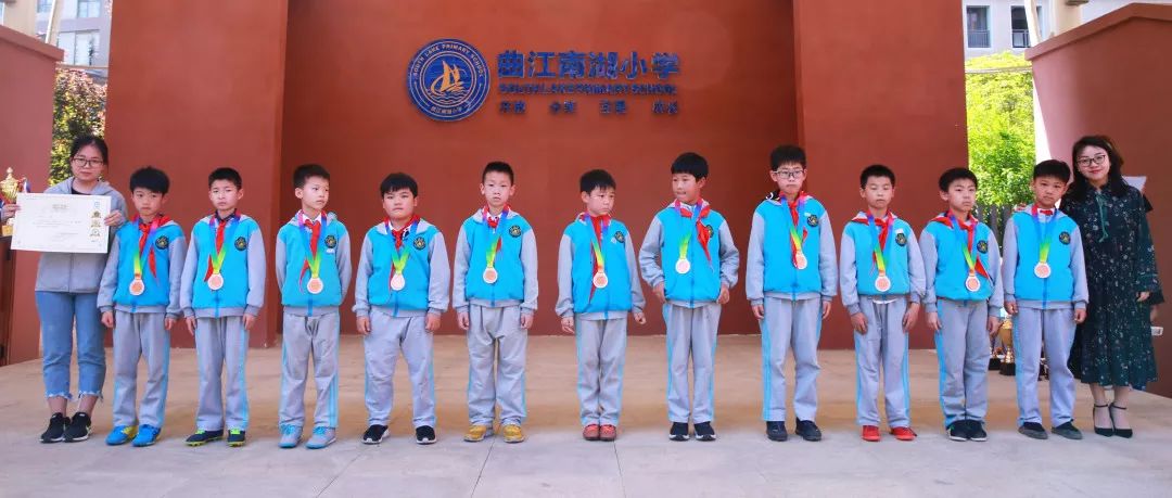 第二届校园足球赛拉开帷幕,曲江新区首届校园足球联赛