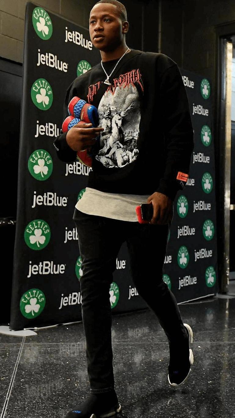 比打球更有范儿nba球员通道穿搭,专门分析nba球员穿搭