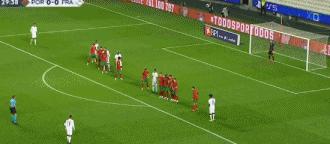 曼联首发欧冠首发,曼联马夏尔卡瓦尼博格