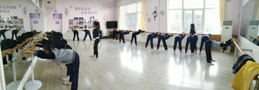 崂山八中2019级10班,崂山八中视频