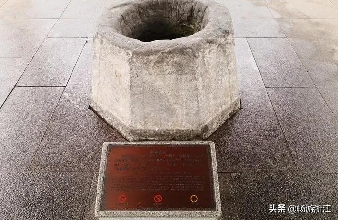 杭州西湖的景色特点和相关传说,西湖的历史故事与神话传说