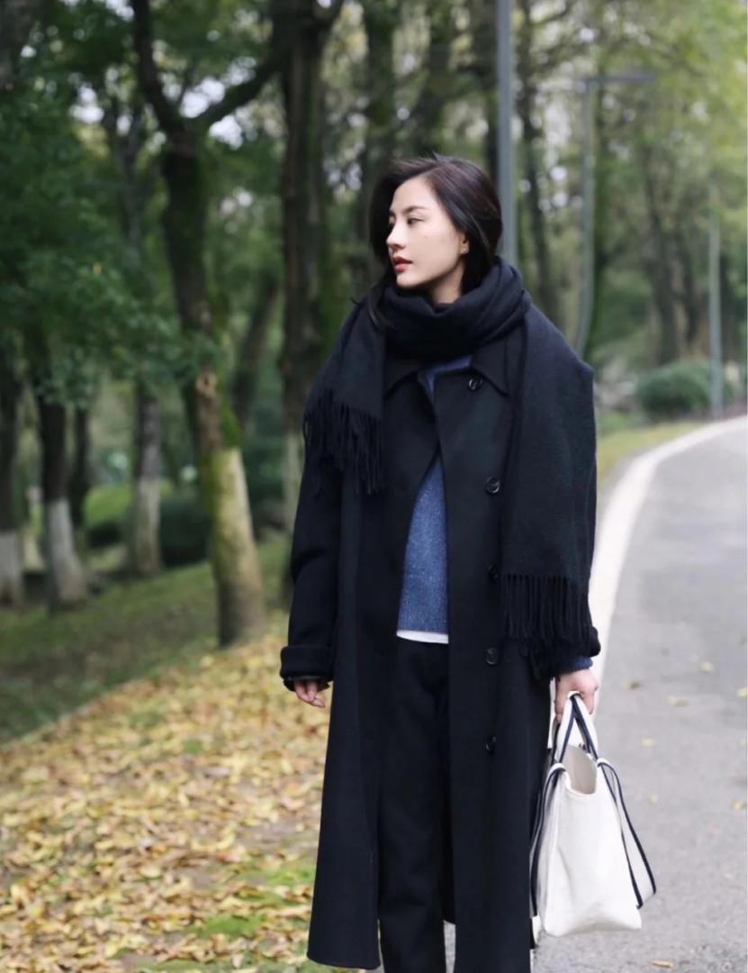 保暖又时尚的秋冬款围巾,围巾温暖又时髦的必备单品