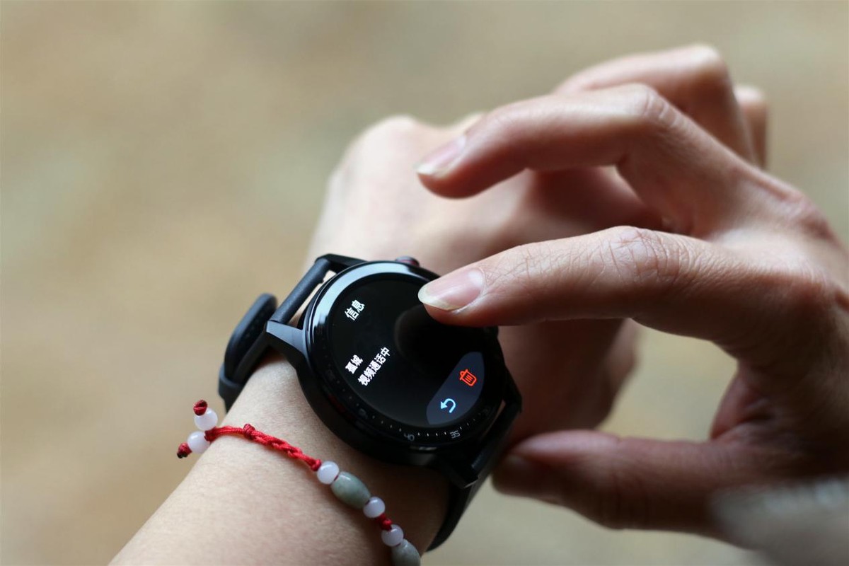 红魔新手表,红魔最新手表