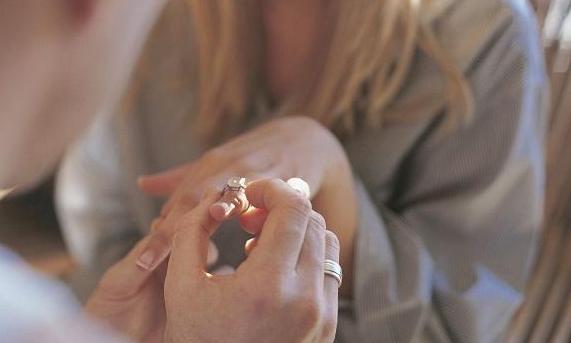 bluenile现在能在哪买,bluenile购买攻略