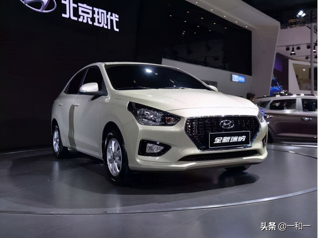 宏光mini4万左右的车,宏光mini最便宜的车型多少钱