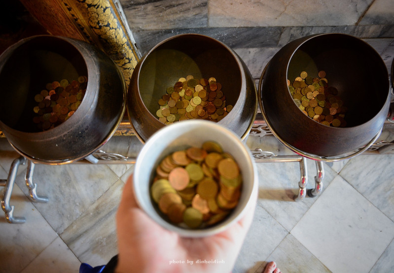 曼谷卧佛寺庙在哪里,曼谷卧佛在卧佛寺里面哪里